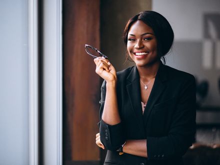 All-round Financial Employee