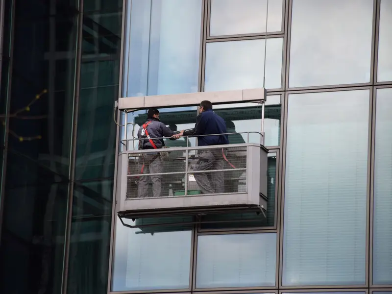 Experienced Window Cleaner Amsterdam