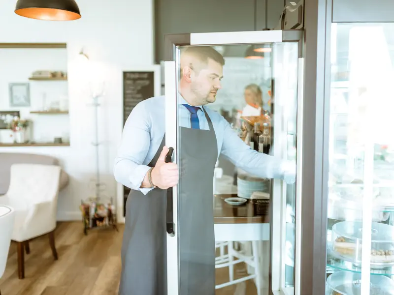 Minibar Staff The Hague
